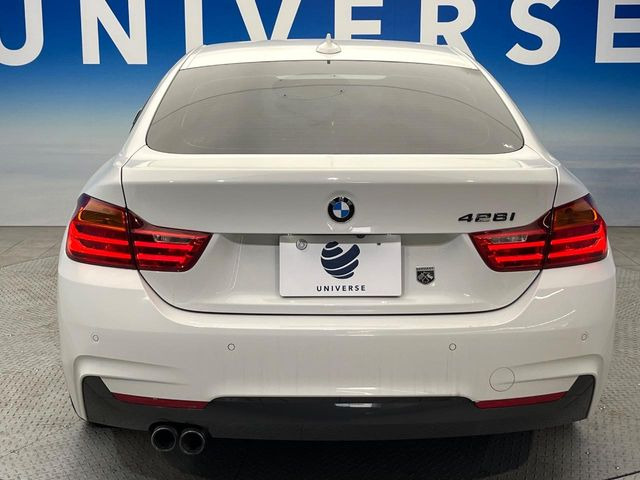 ●当店では第三者機関による車両品質鑑定を導入し、修復歴車を排除。鑑定書が発行されますので、ぱっと見ただけでは分からない箇所まで納得した上でご検討いただけます。※一部未実施の場合がございます。