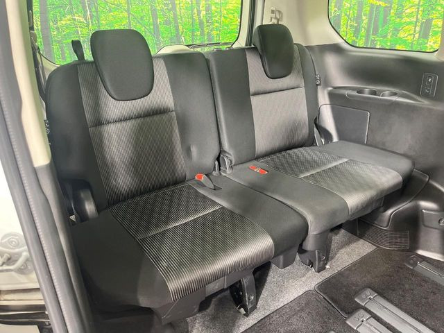 3��ڃV�[�g�͂�������ԗǍD����l�ł��������ƍ����Ē����܂��̂ŁA��l���ł̂��o���������N���N�ł��􂲉Ƒ��ŁA�C�̒m�ꂽ���ԂŁA�h���C�u�ɍs���̂��y���݂ł��ˁ�