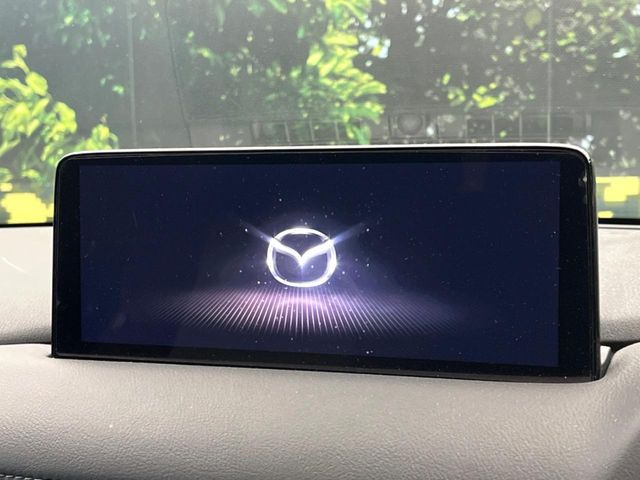 �y10.25�C���`�}�c�_�R�l�N�g�z�ԓ��̕��͋C�Ƀ}�b�`������^�f�B�X�v���C�B�X�}�z�ڑ��ł̃i�r�g�p��Bluetooth�Đ����A�l�X�ȋ@�\���y���߂܂��B�����I�ȃ_�C�������삪�\�ŁA�g��������ǍD�ł��B