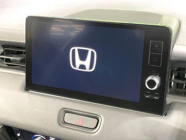 �y9�C���` �z���_�R�l�N�g�f�B�X�v���C�z���F���̍������ʃf�B�X�v���C�Ńi�r�̎g�p��A�������̃X�}�[�g�t�H���ƘA�g����bluetooth�ł̉��y�Đ����\�ł���