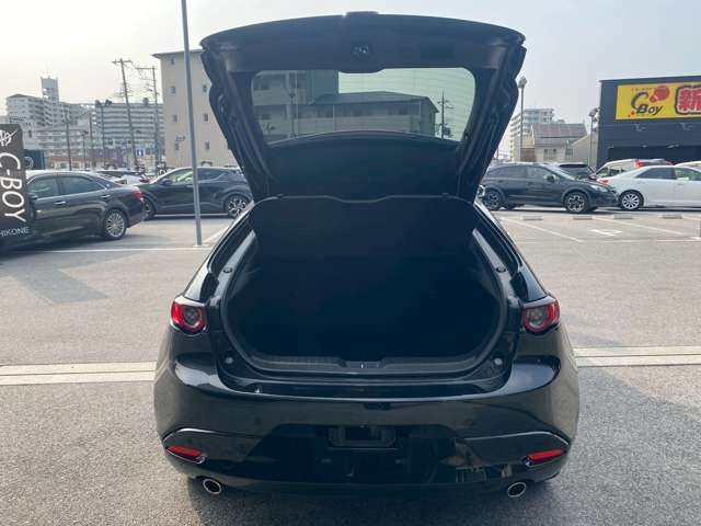 �F���C���^�[���炨�Ԃ�3���ƃA�N�Z�X�֗�!�߂��ɂ͗L���ό��n�̕F���������܂��̂ŁA�ό��ƍ��킹�Ă̂����X���ǂ��ł��ˁ􊈋C���鎩���̃X�^�b�t�����q�l�̂����X�����҂����Ă���܂�!