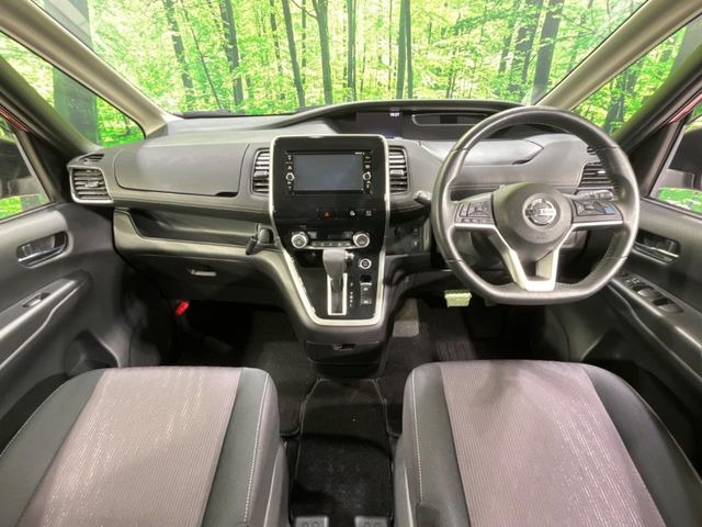 セレナ2.0 ハイウェイスター Vセレクション