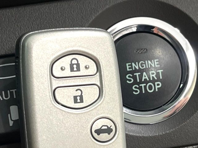 �y�X�}�[�g�L�[�z�J�o����|�P�b�g�ɓ��ꂽ�܂܂ł��h�A�̎{���E�������\�ȃX�}�[�g�L�[�𑕔��B�G���W���̃I���E�I�t�����J�M�����o���K�v����������Ƃ��Ă��֗��ł���