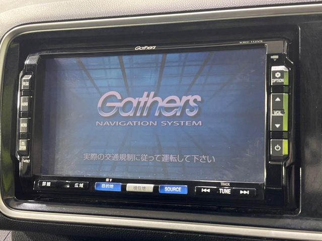 �y�����i�r�z�l�C�̏����i�r�𑕔����Ă���܂��B�i�r�̎g���₷���͂������A�I�[�f�B�I�@�\���[��!�L�����v�◷�s�͂������A�ʋ΂┃�����ȂǕ��i�̃h���C�u���y�����Ȃ�͂���