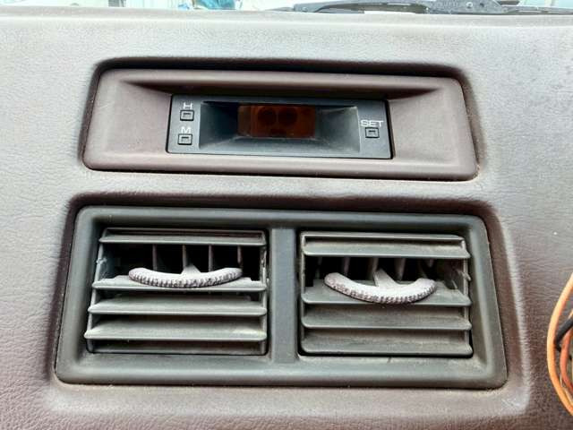 �C�ɂȂ邨�Ԃ�����܂�����E�̓d�b�ԍ����璼�ڂ��X�ɂ��₢���킹���������B�x�����@����ԗ����A��Ԃ܂łȂ�ł������������Ē����܂��B�X�^�b�t�ꓯ���A�����҂����Ă���܂��B