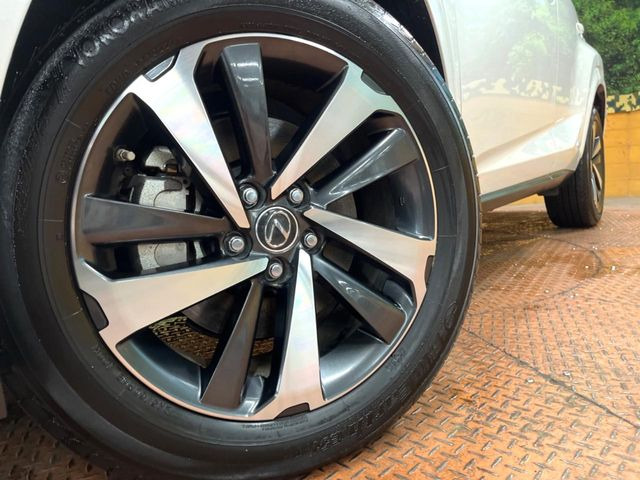 �y�����A���~�z�C�[���z�O�ςɃ}�b�`���������A���~�z�C�[���𑕒����Ă���܂��B�e��ЊO�A���~�z�C�[����A�X�^�b�h���X�^�C�����戵�����Ă���܂��B���񂲑��k����������