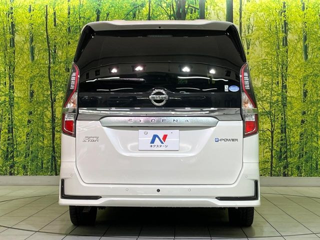 安心の最長10年・走行無制限保証(有償)をご用意。保証内容も充実はもちろん、無料点検&オイル交換や、年中無休の全国・24時間ロードサービスも付帯されておりますのでご安心下さい。