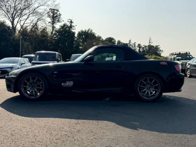 ���X�݌ɂ͊O���A�����N���[�j���O��ɓW�����A�����Ď��̏C�����̗L���A���[�^�[��������̗L������O�ҋ@�ւɂ�錟����S����{���Ă���܂��B�Ԍ��A�����A����h�������ЂőΉ��ł��܂��̂ł����S���������B