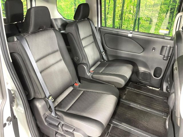 ���ڒ����̓E�H�[�N�X���[�ƂȂ��Ă���܂��B���ڂƎO��ڂ̈ړ�����~�肪�Ƃ��Ă��y�ɂȂ�̂ŁA���~��̍ۂ��X�g���X�������邱�Ƃ͂���܂����