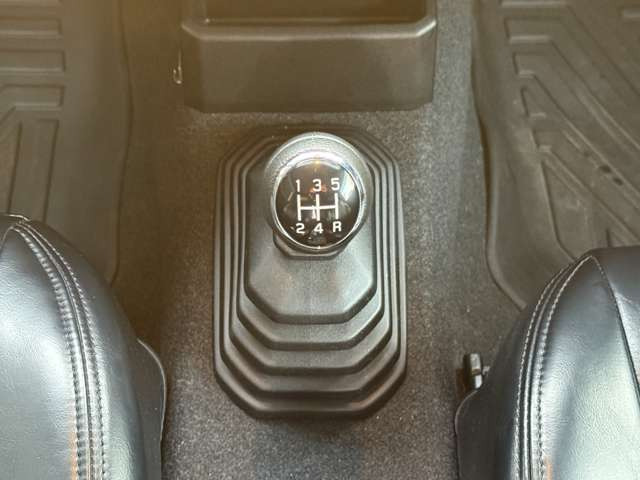 ジムニーシエラ1.5 JC 4WD