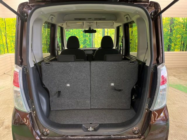 ���i�̂���������ʋ΁A���}���ɏ\���ȉ׎��X�y�[�X���m�ۂ��Ă���܂��B�Z�J���h�V�[�g��|���ƁA�傫�ȉו��̐ύڂ��\�ł���