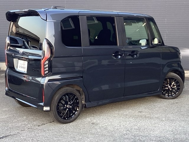 N-BOXカスタムL ターボ スタイルプラス ブラック