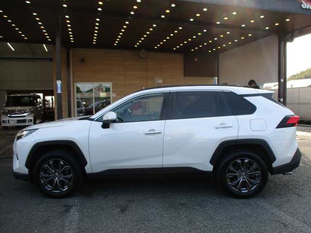 純正DA・全方位M・フルセグ・Carplay・ETC・サンルーフ・黒革ベンチレーション・ステアヒーター・M付きPシート・Pバックドア・AC100V/1500W・純正18AW・ドラレコ・PCS・LCC・LTA・BSM