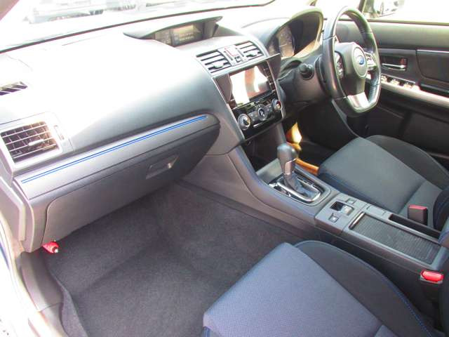 �{�������������肪�Ƃ��������܂��B������̎ԗ��f�ڒ��݌ɂ���!!�����X�̍ۂ͂��A�����肢�v���܂��B