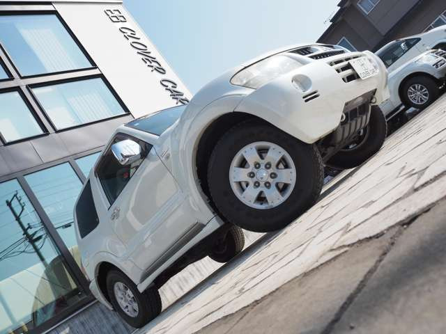 お車の状態で気になる部分がございましたら、メールにて掲載中以外の画像や動画をお送りすることも可能です!カーセンサー経由にてお問い合わせ頂くか、直接メール:world_clovercars@yahoo.co.jpまでご連絡下さい♪