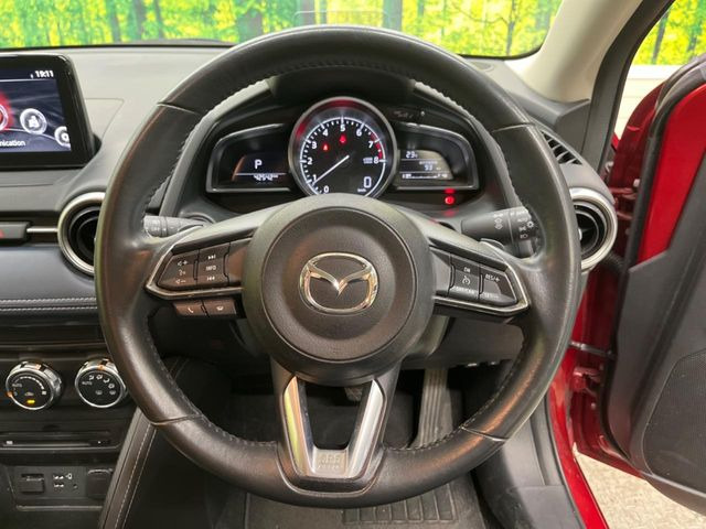 �y�����v�����X�e�A�����O�z�㎿�Ȋv���g�p���邱�ƂŁA��ɂ����������݂ƂĂ��^�]���₷���n���h���ł���