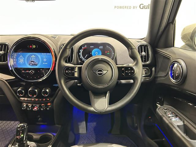 ミニクロスオーバークーパー D シャドーエディション