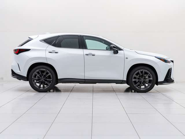 【 双日グループが運営 】当店は国内有数の高級輸入車専門店です。愛知県にて運営しております。お客様満足を目指し、安心して高級輸入車にお乗り頂けるようお手伝いいたします。全てアペルタにお任せください。