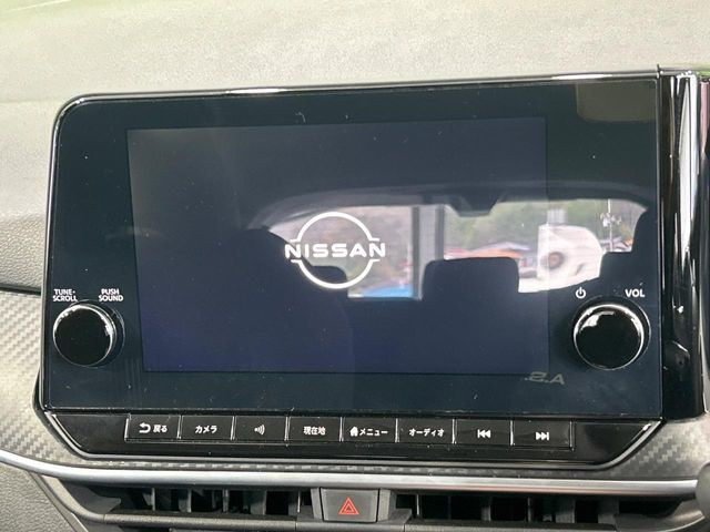 �y���[�J�[�����i�r�z�C���e���A�ɗn�����ރX�^�C���b�V���ȁu��p�݌v�v���[�J�[�i�r�𑕔��􎋔F���⑀�쐫�ȂǊ�{���\�ɂ��D��A���㎿�ȃJ�[���C�t�����y���݂��������܂��B