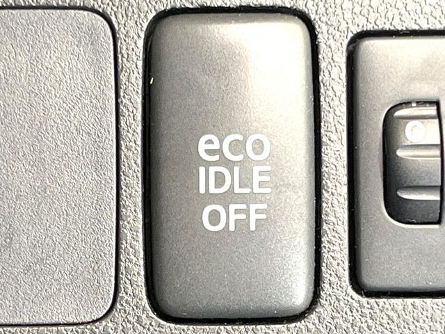 �y�A�C�h�����O�X�g�b�v�z�ԐM����a�؂Œ�Ԃ����ۂɃG���W�����~���A���ʂȔR���̏����}���܂��B�R��������ی�ɂȂ���@�\��G���W���̓u���[�L�𗣂��΍Ďn�����܂��B