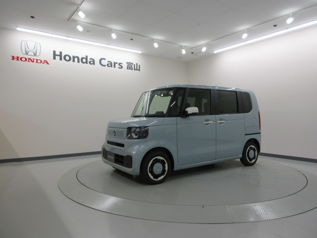 N-BOXファッションスタイル モノトーン