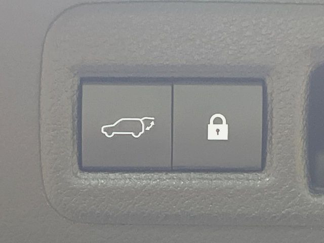 �y�p���[�o�b�N�h�A�z�X�}�[�g�L�[��^�]�Ȃ̃{�^�������������Ń��A�Q�[�g�������ŊJ���܂�!�ו��������Ă��鎞��A�����ʒu�ɂ���o�b�N�h�A��߂�ۂɕ֗��ȋ@�\�ł���