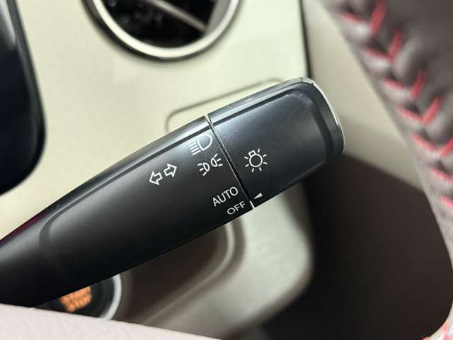 お車の販売だけではなく、お車の買い取りだけもさせていただいております!