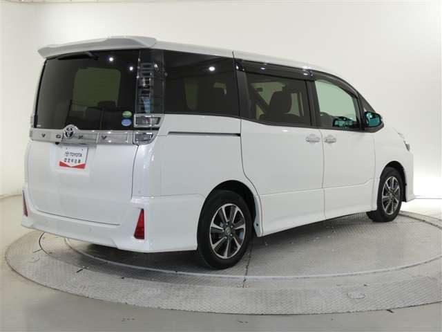 ヴォクシー2.0 ZS 煌II