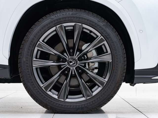 お客様のライフスタイルにぴったりなファイナンスプランをご用意!お見積りはもちろん無料、お支払のシミュレーションもお気軽にご相談ください。憧れの車にお乗りいただけるよう、是非お手伝いさせてください!