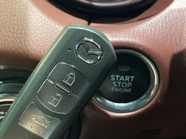 �y�A�h�o���X�g�L�[�z�J�o����|�P�b�g�ɓ��ꂽ�܂܂ł��h�A�̎{���E�������\�ȃX�}�[�g�L�[�𑕔��B�G���W���̃I���E�I�t�����J�M�����o���K�v����������Ƃ��Ă��֗��ł���