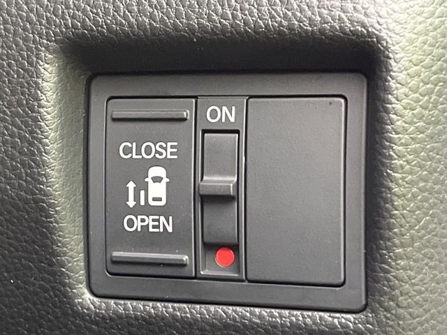 �y�p���[�X���C�h�h�A�z�X�}�[�g�L�[��^�]�Ȃ̃X�C�b�`�ŃX���C�h�h�A�̊J���\���d��������͂����ăh�A���J����K�v�������A���������q�l�ł��A�d���ו��������Ă��鎞�����N�ɊJ���߂ł��܂���