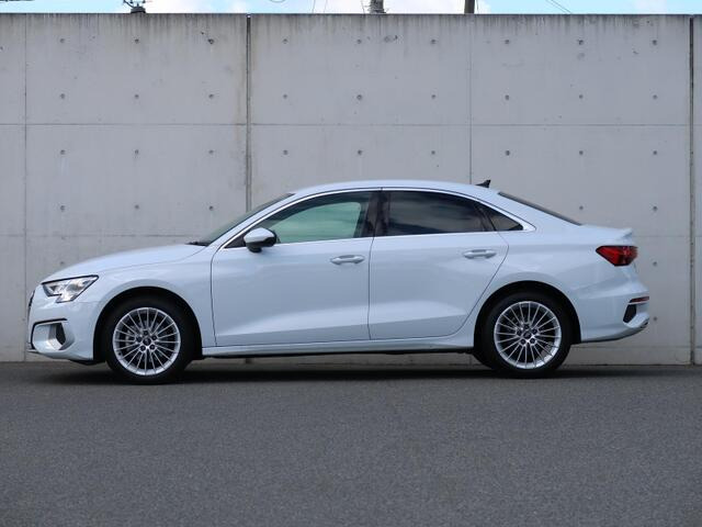 A3セダン30 TFSI アドバンスド