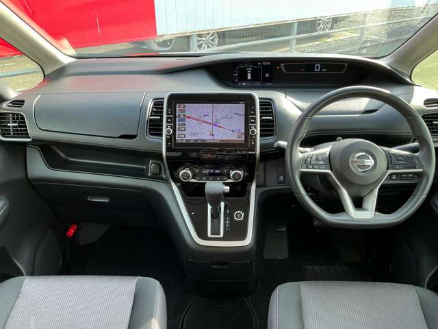 セレナ2.0 ハイウェイスター Vセレクション