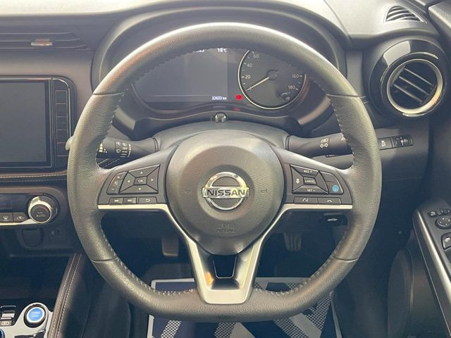 �y�����v�����X�e�A�����O�z�㎿�Ȋv���g�p���邱�ƂŁA��ɂ����������݂ƂĂ��^�]���₷���n���h���ł���