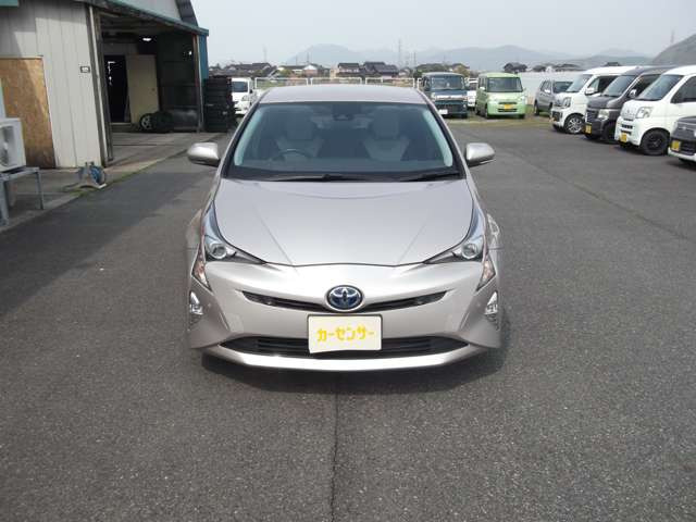 プリウス1.8 S セーフティ プラス