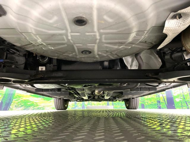 下回りがきれいなうちに、防錆加工の施工がオススメ。降雪地域はもちろん、沿岸部にお住いの方や、趣味でマリン・ウィンタースポーツをされる方にご好評いただいております。