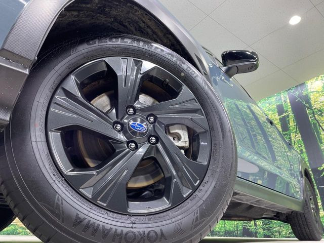 �y����17�C���`�A���~�z�C�[���z�O�ςɃ}�b�`���������A���~�z�C�[���𑕒����Ă���܂��B�e��ЊO�A���~�z�C�[����A�X�^�b�h���X�^�C�����戵�����Ă���܂��B���񂲑��k����������