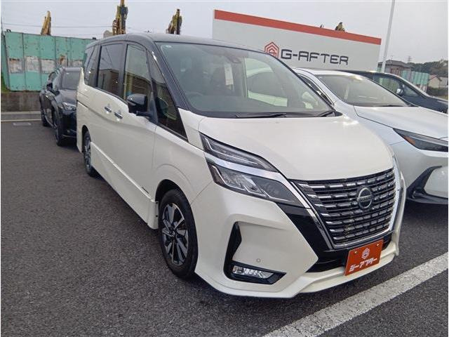 セレナ（日産）2.0 ハイウェイスターV　禁煙車 純正10インチナビ フルセグTV 中古車画像