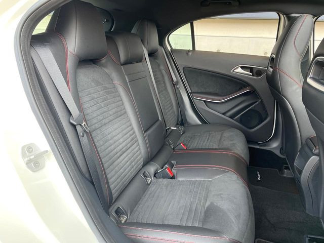 ���㕔���Ȃ��C�ɂȂ�悤�ȃL�Y�E�����ւ��蓙�A�傫�ȃ_���[�W�͂Ȃ��A�ǍD�ȏ�Ԃł��B