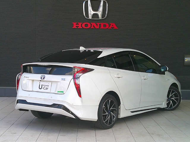 プリウス1.8 S セーフティ プラス