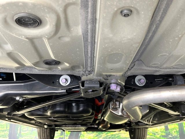 下回りがきれいなうちに、防錆加工の施工がオススメ。降雪地域はもちろん、沿岸部にお住いの方や、趣味でマリン・ウィンタースポーツをされる方にご好評いただいております。