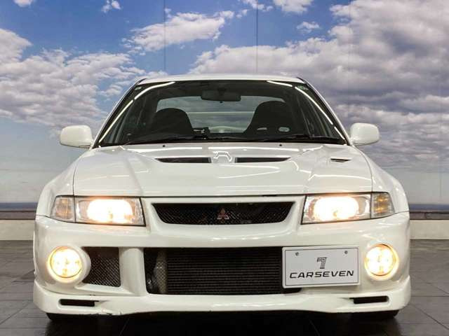 【売り買いお得!】カーセブン旭川店!&ldquo;7&rdquo;の黄色い看板が目印!当店では全車支払総額を表示しており、購入の際に必要な金額の目安が簡単にわかります!クルマ選びは支払総額で比べてください!