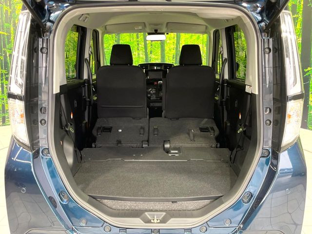 ���i�̂���������ʋ΁A���}���ɏ\���ȉ׎��X�y�[�X���m�ۂ��Ă���܂��B�Z�J���h�V�[�g��|���ƁA�傫�ȉו��̐ύڂ��\�ł���