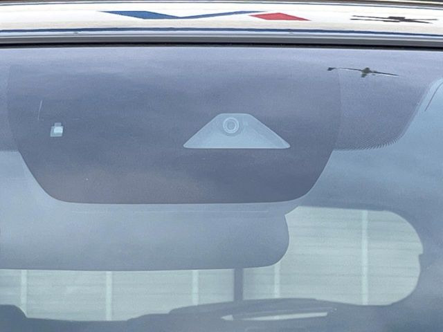 �y�X�}�[�g�V�e�B�u���[�L�T�|�[�g�z�ᑬ���s���ɑO���̎ԗ�����F�����A�Փ˂������Ȏ��͌x��ƃu���[�L�ŏՓˉ���Ɣ�Q�y�����A�V�X�g�B�����S�Ƀh���C�u�����y���݂��������܂��B