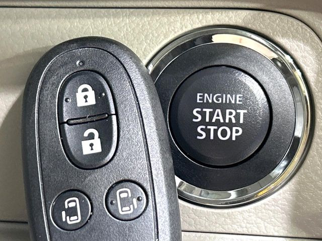 �y�L�[���X�X�^�[�g�V�X�e���z�J�o����|�P�b�g�ɓ��ꂽ�܂܂ł��h�A�̎{���E�������\�ȃX�}�[�g�L�[�𑕔��B�G���W���̃I���E�I�t�����J�M�����o���K�v����������Ƃ��Ă��֗��ł���