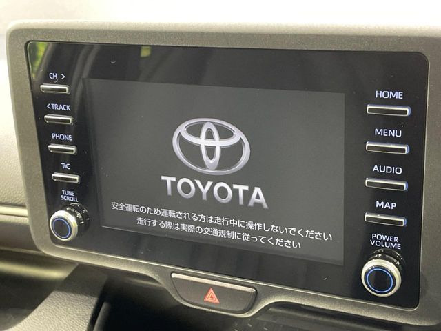 �y�����i�r�z�l�C�̏����i�r�𑕔����Ă���܂��B�i�r�̎g���₷���͂������A�I�[�f�B�I�@�\���[��!�L�����v�◷�s�͂������A�ʋ΂┃�����ȂǕ��i�̃h���C�u���y�����Ȃ�͂���