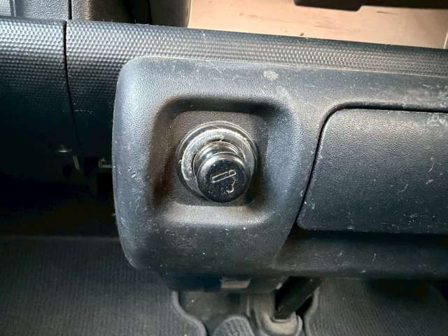 �C�ɂȂ邨�Ԃ�����܂�����E�̓d�b�ԍ����璼�ڂ��X�ɂ��₢���킹���������B�x�����@����ԗ����A��Ԃ܂łȂ�ł������������Ē����܂��B�X�^�b�t�ꓯ���A�����҂����Ă���܂��B