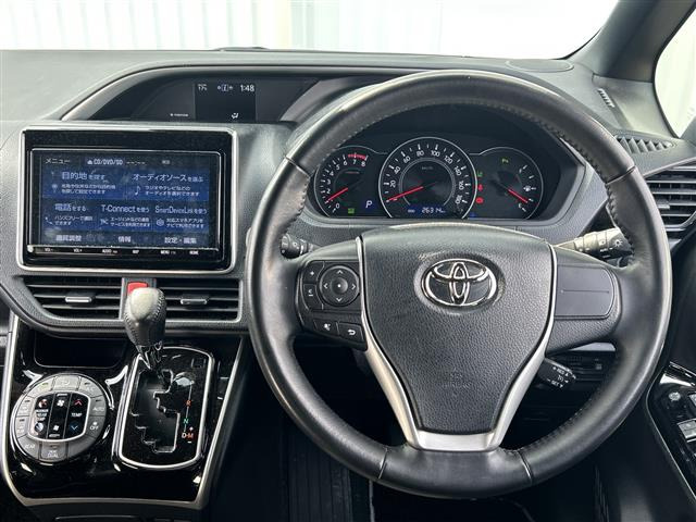 ヴォクシー2.0 ZS 煌III