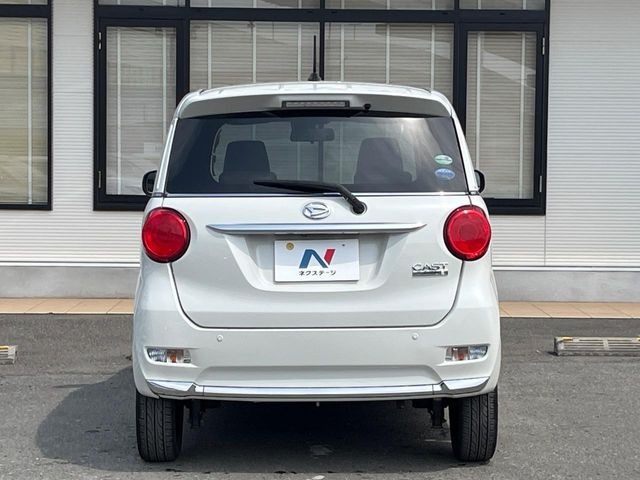 安心の最長10年・走行無制限保証(有償)をご用意。保証内容も充実はもちろん、無料点検&オイル交換や、年中無休の全国・24時間ロードサービスも付帯されておりますのでご安心下さい。