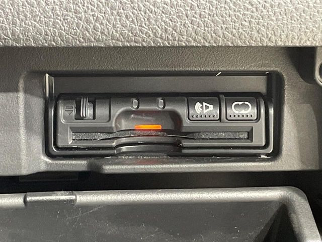 【ETC】高速道路の料金所をストレスなく通過!話題のスポットやサービスエリアに多い「スマートIC」利用時は必須のアイテムです。当店でセットアップを実施、ご納車当日からすぐにご利用いただけます!